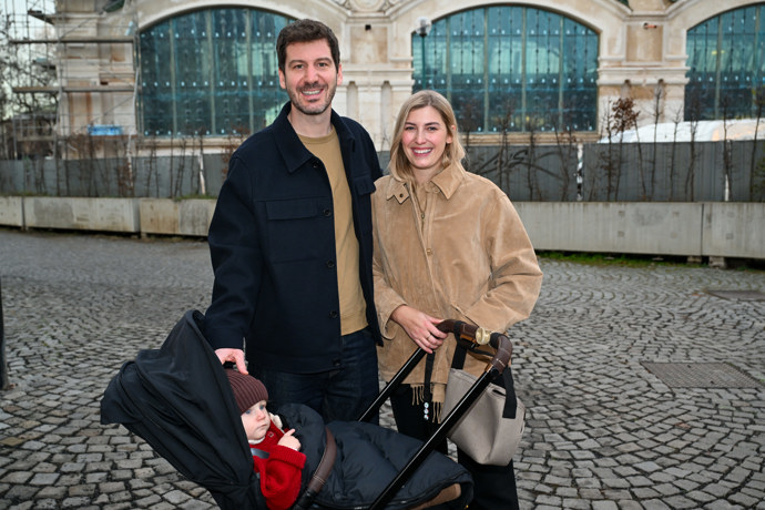 FOTO: Petr a Míša Říbalovi s dcerou Isabellou. – stránka 20