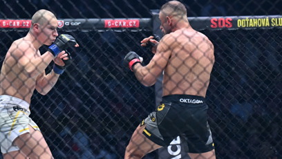 FOTO: Pavel Tóth a Ondřej Raška během zápasu.