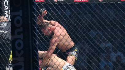 FOTO: Tam Páju, domlátil.