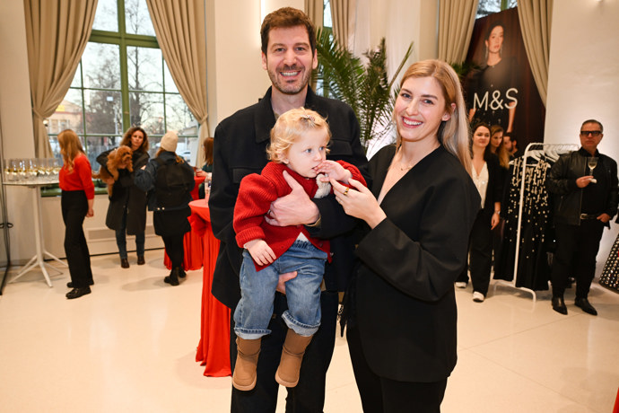 FOTO: Isabella je velmi roztomilá holčička. – stránka 10