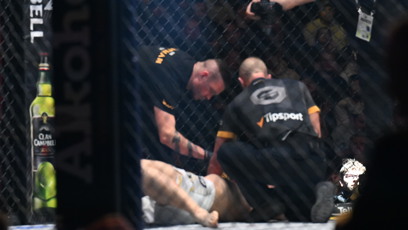 FOTO: K Pájovi se seběhli zdravotníci.