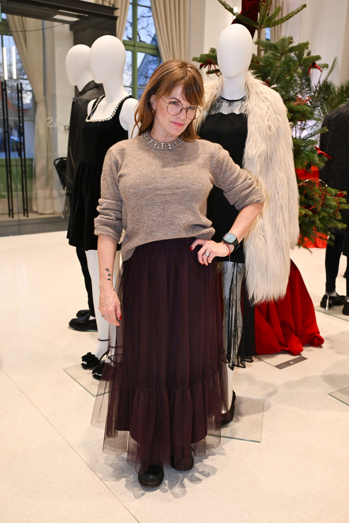 FOTO: Zpěvačka Marta Jandová. – stránka 9