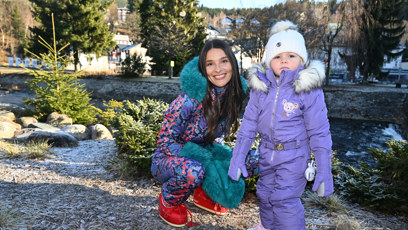 FOTO: Nikol Švantnerová se svou dcerou Miou.