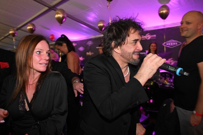 FOTO: Sagvan se bavil. – stránka 15