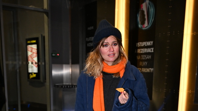 FOTO: Emma Smetana s bramburkem.