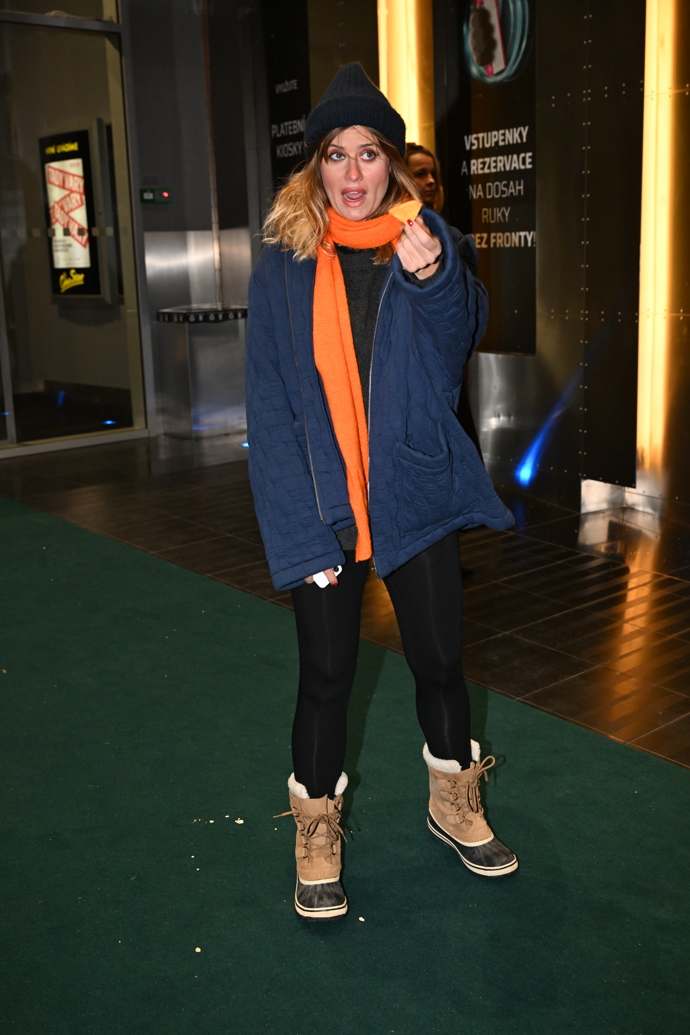 FOTO: Emma Smetana měla nejspíše s brambůrku radost. – stránka 5