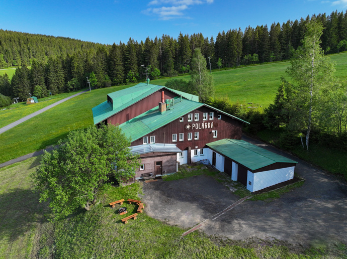 FOTO: Pavel Callta si pořídil penzion v Peci pod Sněžkou. – stránka 20