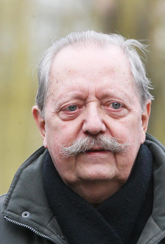 FOTO: Zemřel Josef Kubíček. – stránka 2