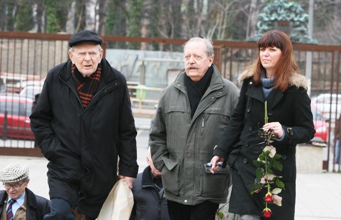 FOTO: Zemřel Josef Kubíček. – stránka 1