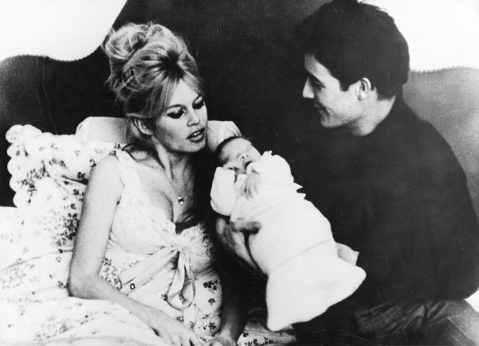 FOTO: Brigitte Bardot přivedla s Charrierem na svět svého jediného syna. – stránka 8