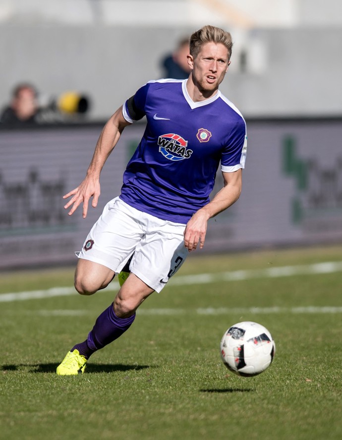 FOTO: Sebastian Hertner zemřel ve věku 34 let. – stránka 5