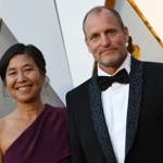 Woody a Laura žijí v ekovesnici na Havaji, devadesát procent potravin si pěstují sami.