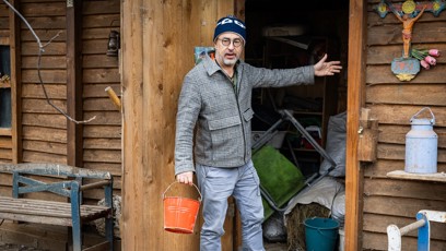 FOTO: Marián Čurko rád pečuje o zahradu.