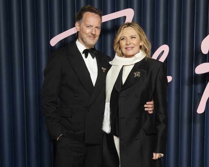 FOTO: Kim Cattrall si v Londýně vzala za muže zvukaře Russella. – stránka 3