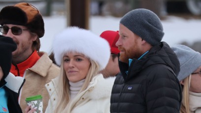 FOTO: Princ Harry po boku neznámé blondýnky.