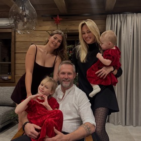 Ondřej Novotný s rodinkou na Vánoce.