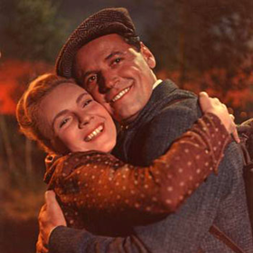 Přesto z  něho vyrostl pořádný kus chlapa (snímek z filmu Rudá záře nad Kladnem).