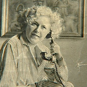 Olga Scheinpflugová začínala s herectvím velmi mladá. V sedmnácti letech. 