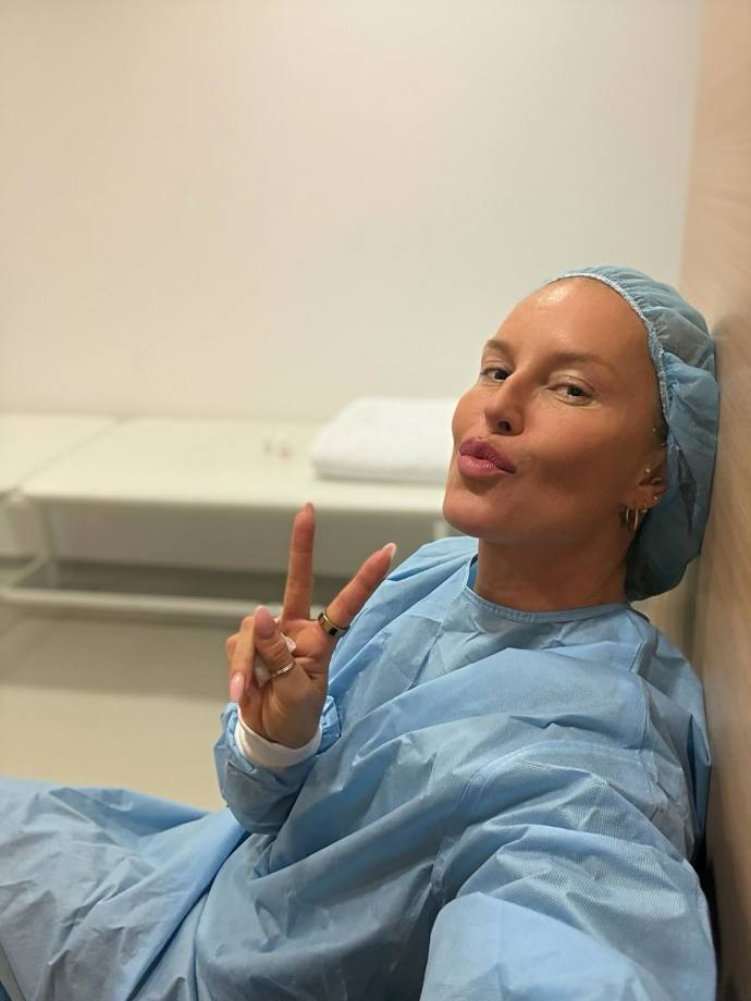 FOTO: Simona Krainová si nechala spravit zrak. – stránka 4