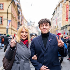 Danuše Nerudová se svým starším synem Filipem.