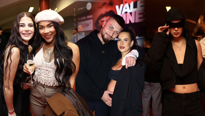 Foto k tématu Clash