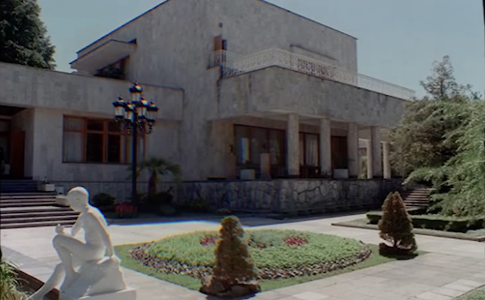 FOTO: Rezidence Vladimira Putina ve Valdaji patří mezi jeho nejoblíbenější. Nachází se asi 400 kilometrů severozápadně od Moskvy a patří k těm nejlépe zabezpečeným.