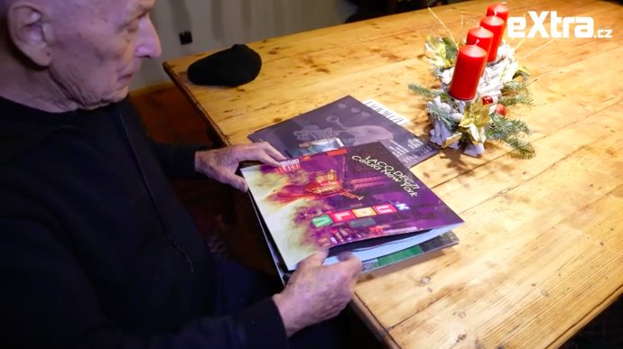 FOTO: Laco ukázal své nové desky. – stránka 11