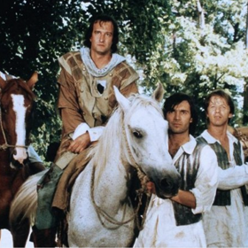 Karel Dobrý, Jaromír Dulava, Pavel Řezníček a Jiří Langmajer v pohádce Jak si zasloužit princeznu.