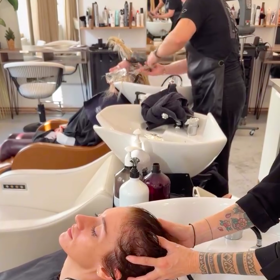 Marta si užila péči o vlasy.