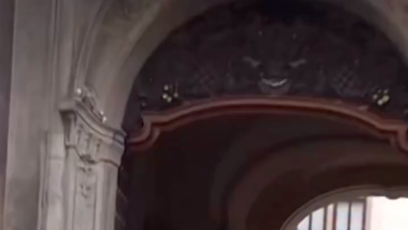 FOTO: Andrej Babiš přijíždí na Pražský hrad.