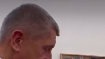 FOTO: Babišovo jezulátko.