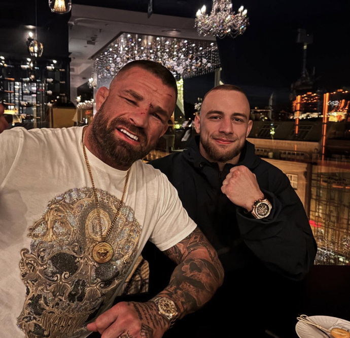 FOTO: Antonín Beck a Karlos Vémola. – stránka 5