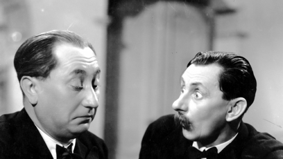 FOTO: Vlasta Burian a Jaroslav Marvan v komedii U pokladny stál...