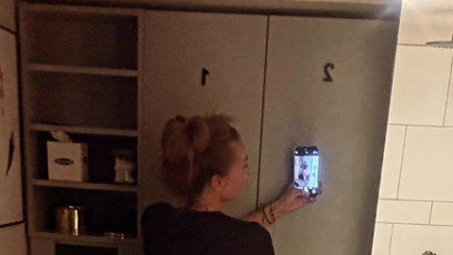 FOTO: Alice Bendová se pochlubila výstavním pozadím.