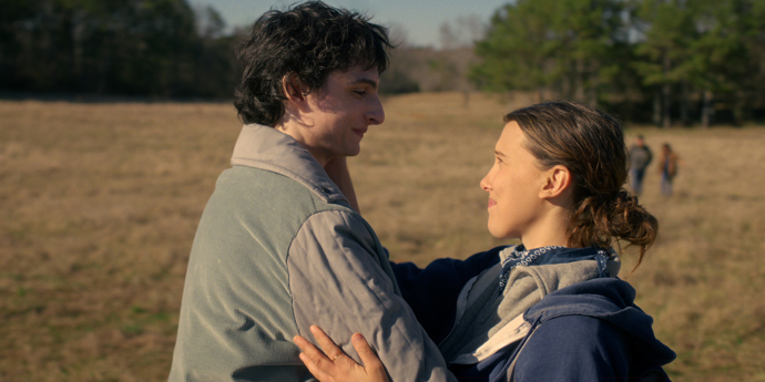 FOTO: Mladí milenci zase zachraňují svět. – stránka 6