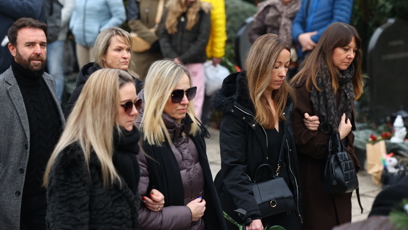 FOTO: Přátelé a kolegové se přišli naposledy rozloučit s Patrikem Hezuckým.