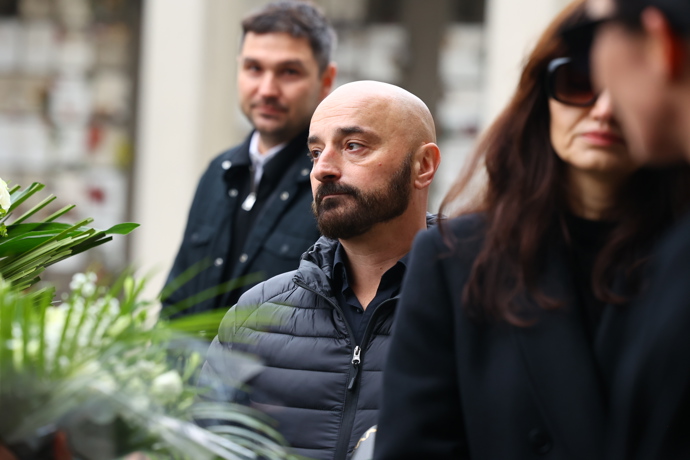 FOTO: Přátelé a kolegové se přišli naposledy rozloučit s Patrikem Hezuckým. – stránka 202