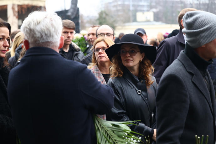 FOTO: Marta Jandová se přišla rozloučit s Patrikem Hezuckým. – stránka 5