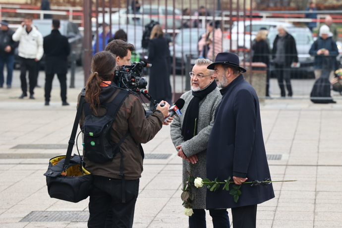 FOTO: Miloš Pokorný se přišel rozloučit s Patrikem Hezuckým. – stránka 17