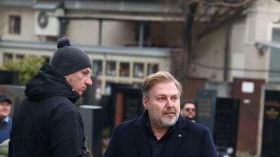 FOTO: Roman Ondráček postával venku.