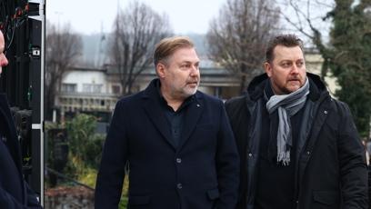 FOTO: Roman Ondráček na pohřbu Hezuckého.