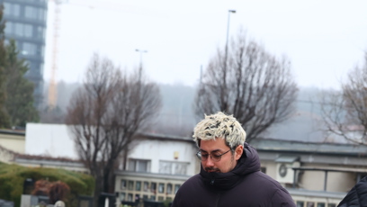 FOTO: Mirai přišel na pohřeb Patrika Hezuckého sám.