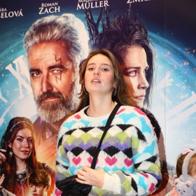 Dominika Hašková na premiéře pohádky Zrození alchymistky.
