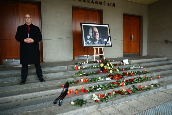 FOTO: Pohřeb Patrika Hezuckého. – stránka 126