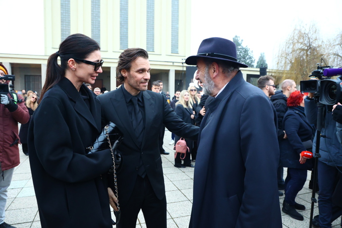 FOTO: Marešovi prohodili několik slov s Michelem Fleischmannem. – stránka 32