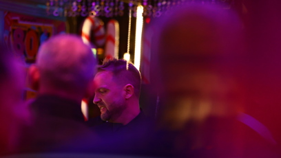 FOTO: Po pohřbu Patrika Hezuckého zavítali jeho přátelé a rodina do baru.