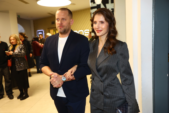 FOTO: Jakub Prachař a Sara Sandeva vypadali skvěle. – stránka 4