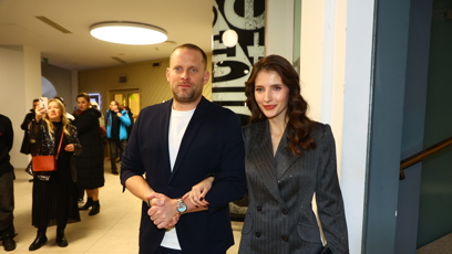 FOTO: Jakub Prachař a Sara Sandeva na premiéře filmu Dream Team ve Slovanském domě.
