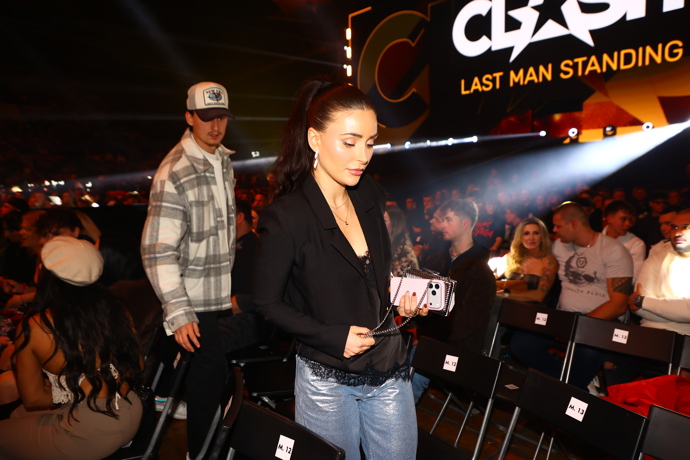 FOTO: Anna Šulc dorazila na Clash. – stránka 4