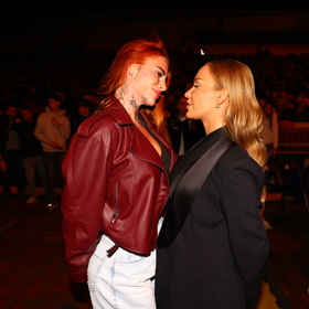 Tereza Osladilová během staredownu s Dominikou Horákovou.